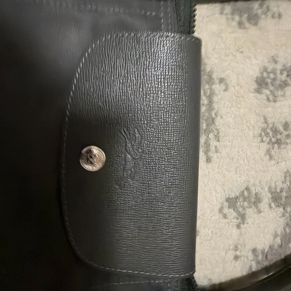 Longchamp dark gray Tote Bag with wear on bottom - Picture 2 of 15